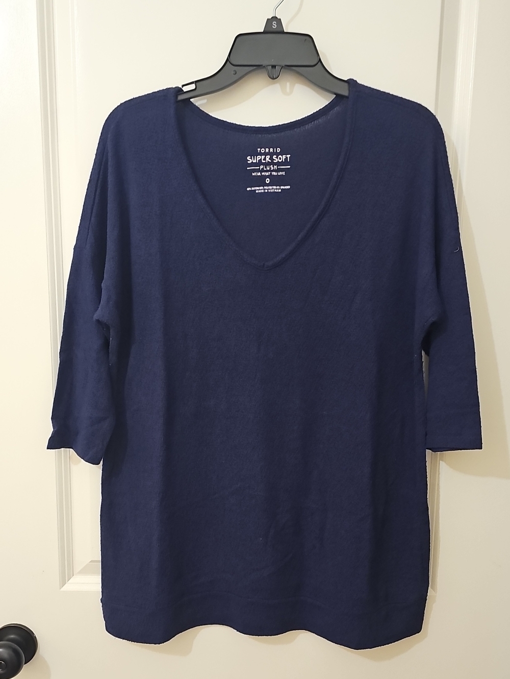 Torrid Blue V-Neck Top 3/4 Sleeve